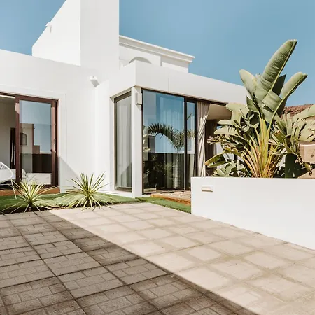 Faro Villa